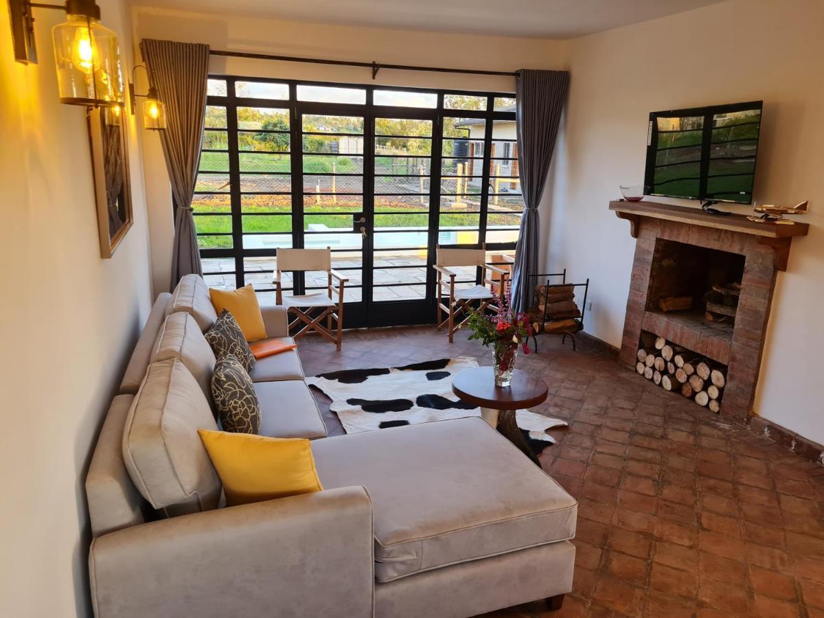 The Landing Nanyuki Cottages Extérieur photo